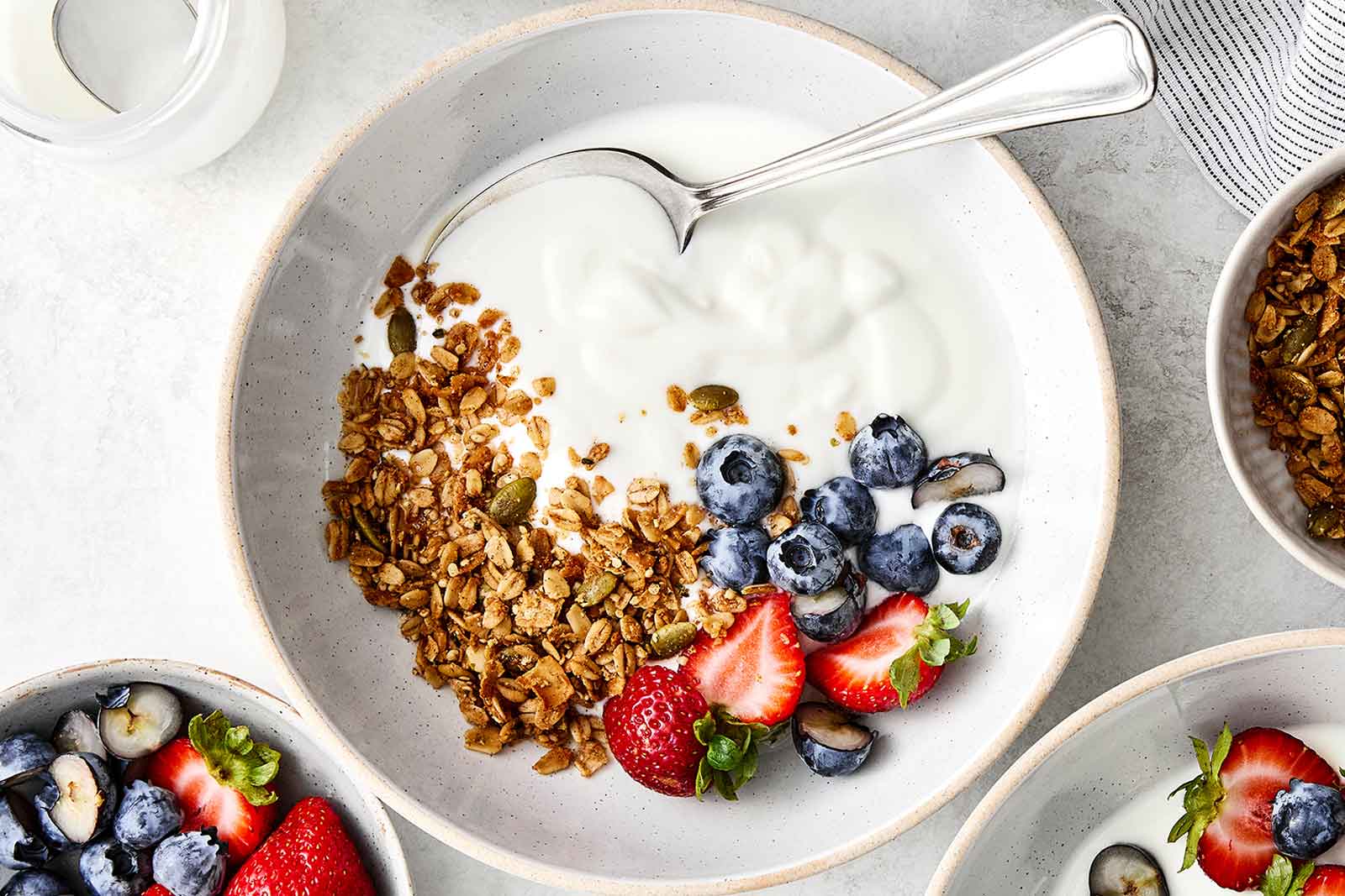 The Benefits of Homemade Yogurt: Healthier & Preservative-Free